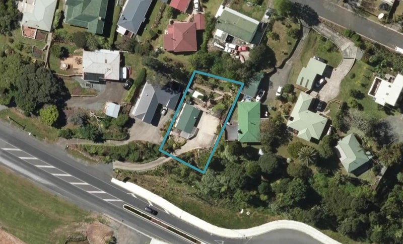 137 Riverside Drive, Parahaki, Whangarei - Carousel 1