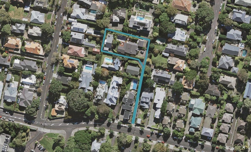 57 Epsom Avenue, Epsom, Auckland - Carousel 1