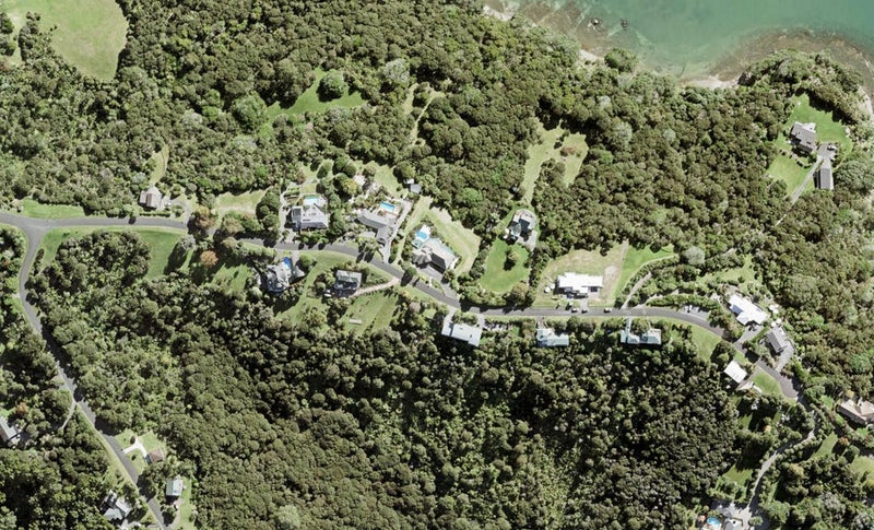 19 Puriri Place, Sandspit, Warkworth - Carousel 1