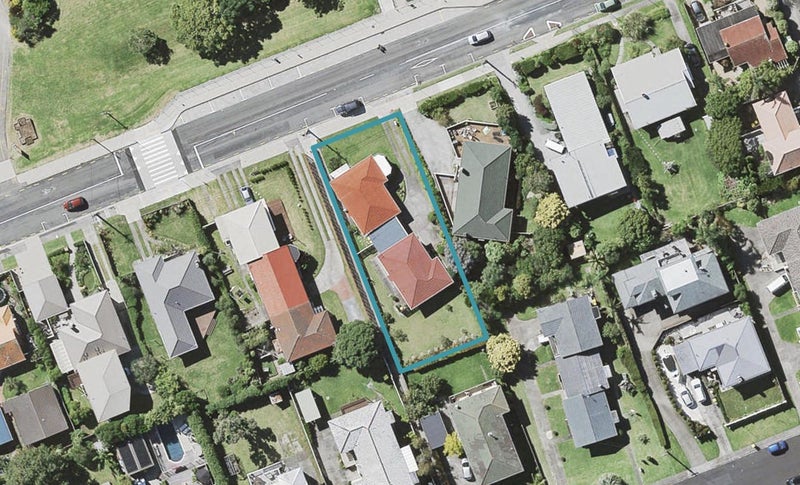 2/11A WINSCOMBE ST, Belmont, Auckland - Carousel 1