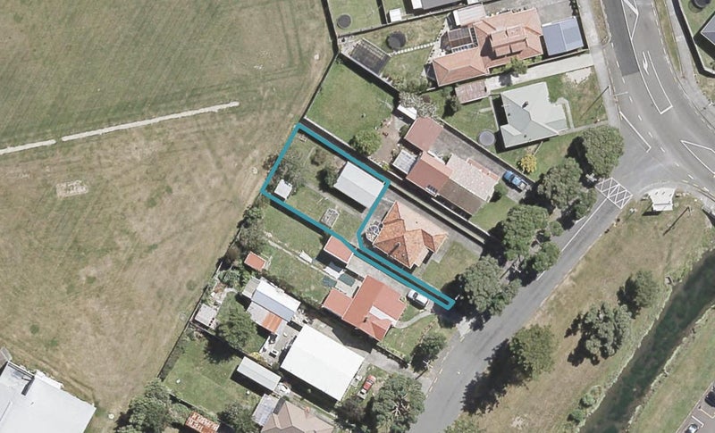 93B riverside DR, WAIWHETU, LOWER HUTT - Carousel 1