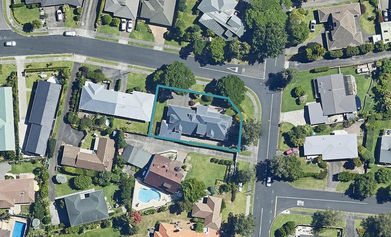 2 Waratah Street, Matua, Tauranga - Carousel 1
