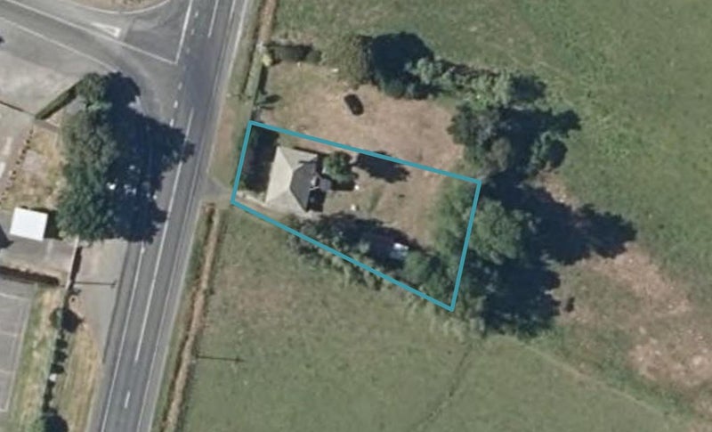1042 State Highway 1, Himatangi, Foxton - Carousel 1