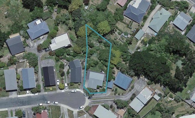 51 Lomita Road, Johnsonville, Wellington - Carousel 1