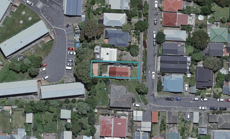 60 Edinburgh Terrace, Berhampore, Wellington - Carousel 1