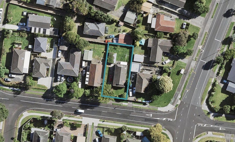 3 Gibbons Road, Weymouth, Auckland - Carousel 1