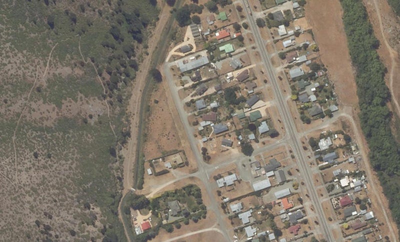 98 Gordon Street, Kurow - Carousel 1