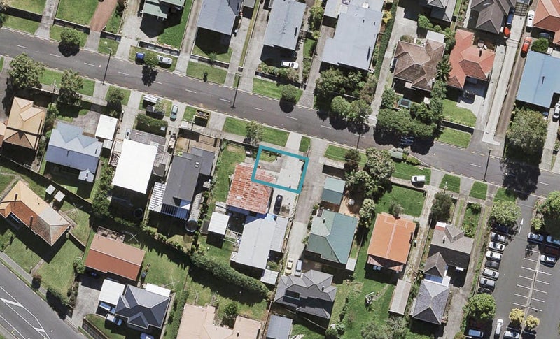 1/12 Jasper Avenue, Mount Roskill, Auckland - Carousel 1