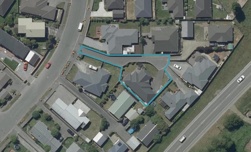 49 Bayswater Crescent, Bromley, Christchurch - Carousel 1