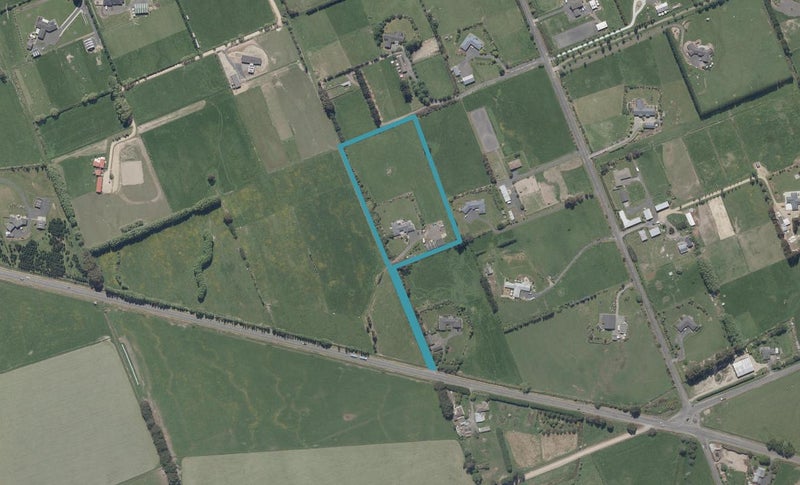 266 Outram-Mosgiel Road, North Taieri, Outram - Carousel 1