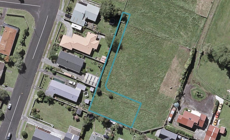 8 Whārangi Place, Inglewood, Inglewood - Carousel 1