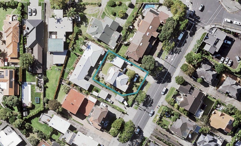 163 St Heliers Bay Road, Saint Heliers, Auckland - Carousel 1