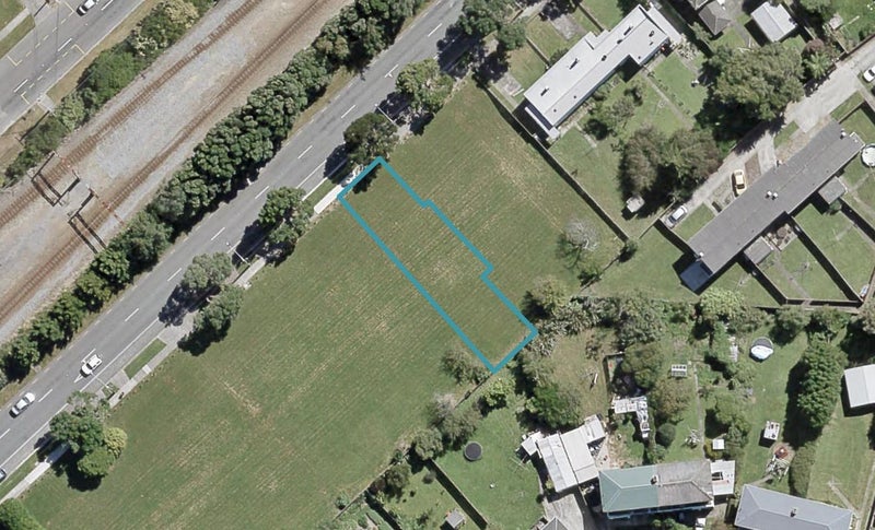 10 Harakeke Lane, Fairfield, Lower Hutt - Carousel 1