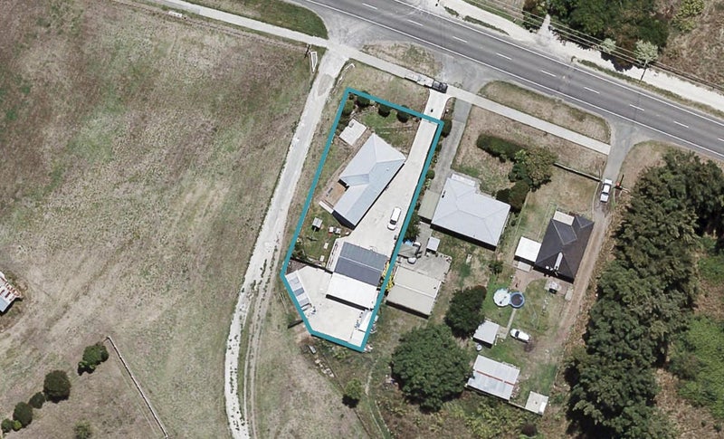 7 Maraekakaho Road, Bridge Pa, Hastings - Carousel 1