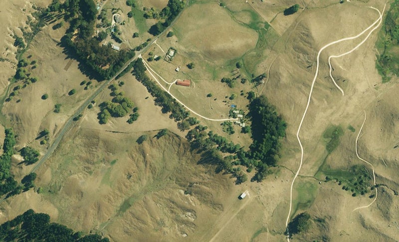 1235 Kahuranaki Road, Kahuranaki, Havelock North - Carousel 1