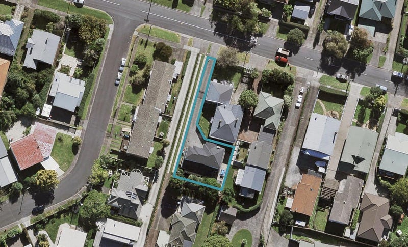 11B Clarke Road, Onehunga, Auckland - Carousel 1