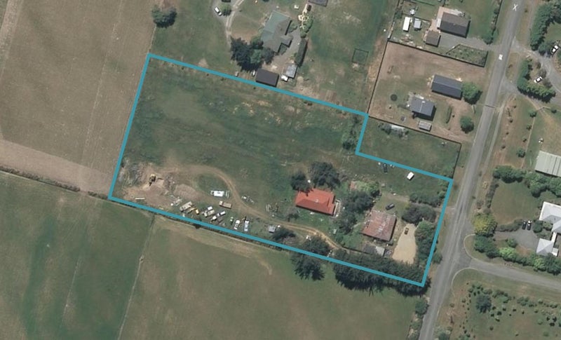 21 Courtenay Road, KIRWEE, DARFIELD - Carousel 1