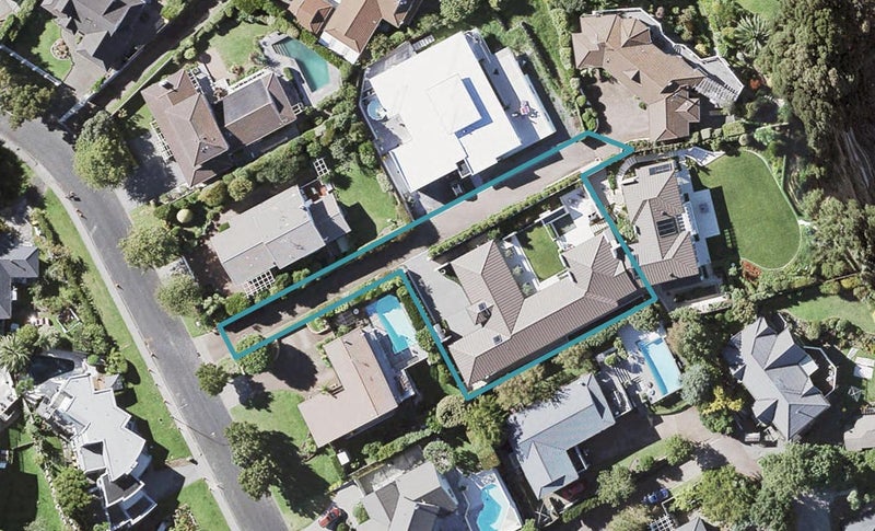 20 Tainui Road, Cockle Bay, Auckland - Carousel 1