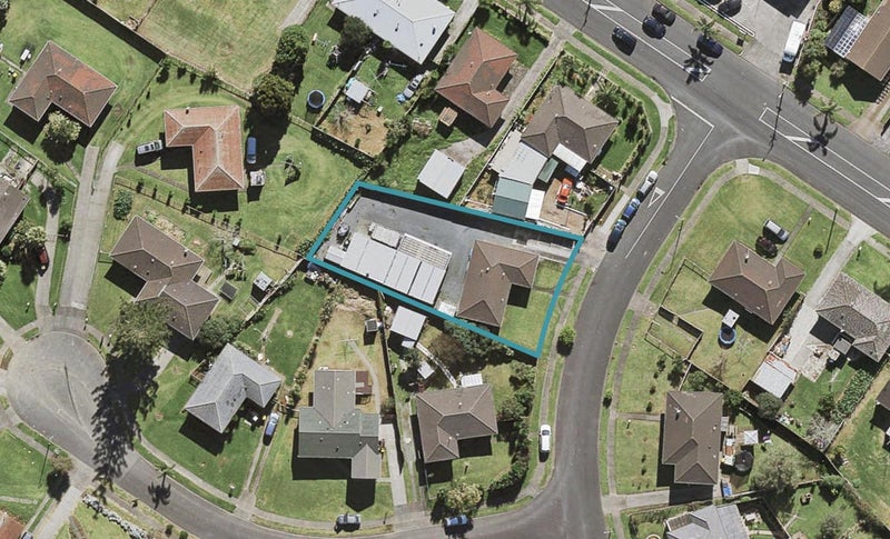62 Steven Street, Mangere East, Auckland - Carousel 1