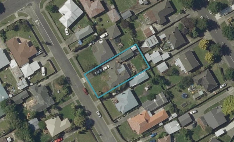 31 Gloucester Street, Takaro, Palmerston North - Carousel 1