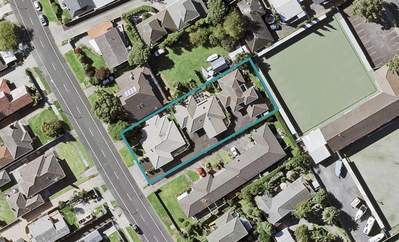 28A HATTAWAY AVENUE, Bucklands Beach, Auckland - Carousel 1