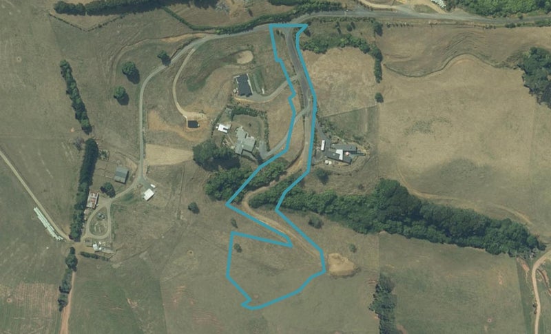 42 Tiwarawara Lane, Puketotara, Te Awamutu - Carousel 1