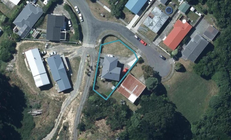 2 Gillies Place, Ranui, Porirua - Carousel 1