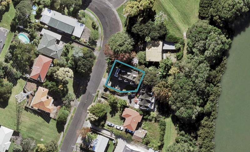 45 Beaubank Road, Kelston, Auckland - Carousel 1