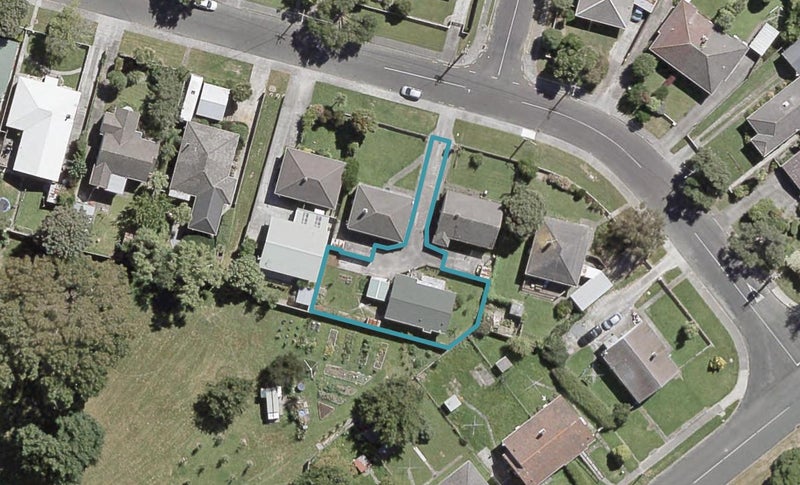 58 Lincoln Avenue, Epuni, Lower Hutt - Carousel 1