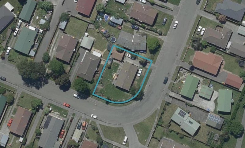 22 Pensacola Crescent, Broomfield, Christchurch - Carousel 1