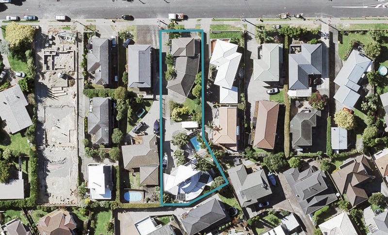 43A Devon Road, Bucklands Beach, Auckland - Carousel 1