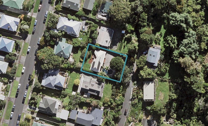 7 Inkster Street, Birkenhead, Auckland - Carousel 1