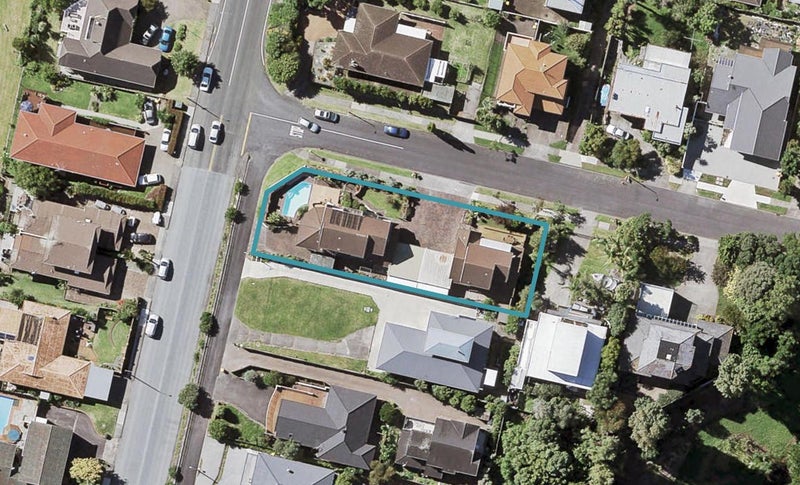 1/28 Pigeon Mountain Road, Half Moon Bay, Auckland - Carousel 1