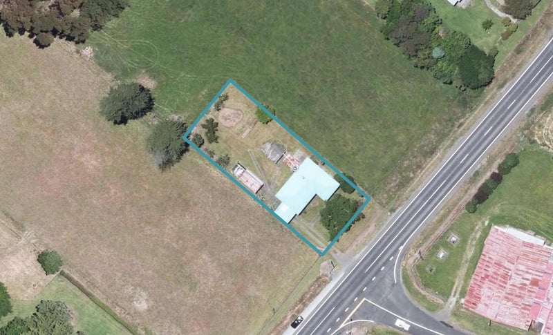 3169 State Highway 2 - Carousel 1
