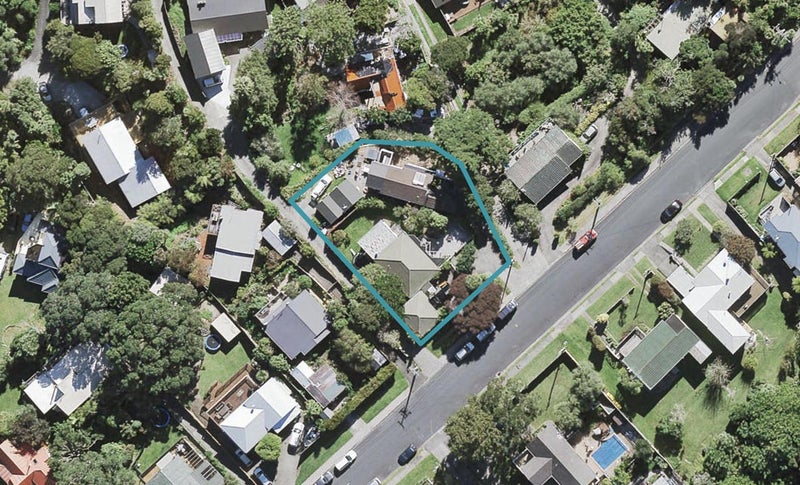 2/41 Island Bay Road, Beach Haven, Auckland - Carousel 1