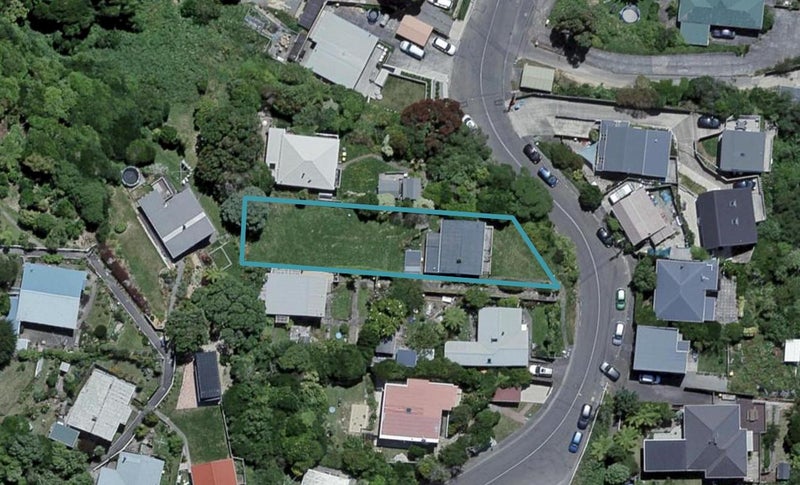 2/42 Mccoll Street, Vogeltown, Wellington - Carousel 1