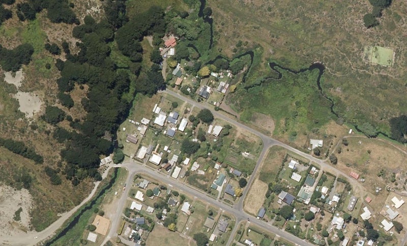 10 Hokio Road, Hokio Beach, Levin - Carousel 1