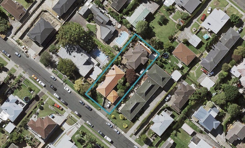 1/5 Quebec Road, Milford, Auckland - Carousel 1