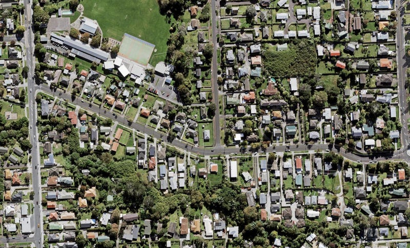 25 Hertford Street, Blockhouse Bay, Auckland - Carousel 1