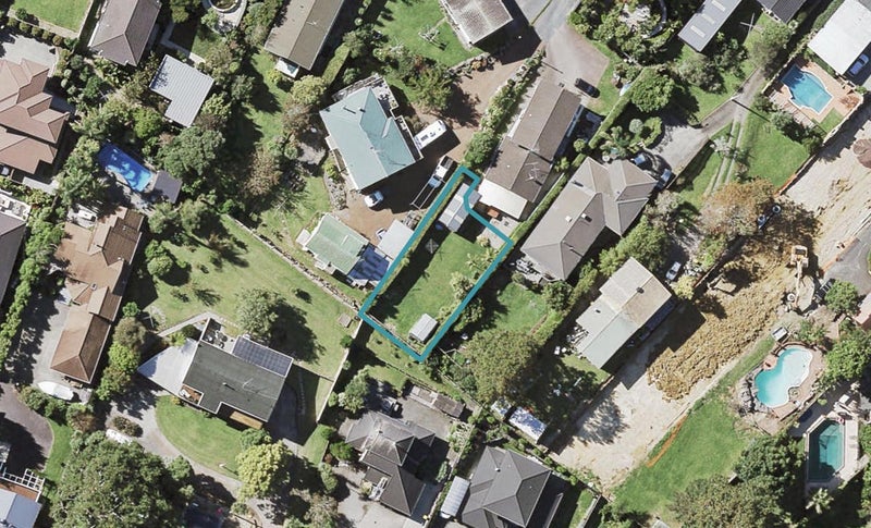 75A Marine Parade, Mellons Bay, Auckland - Carousel 1