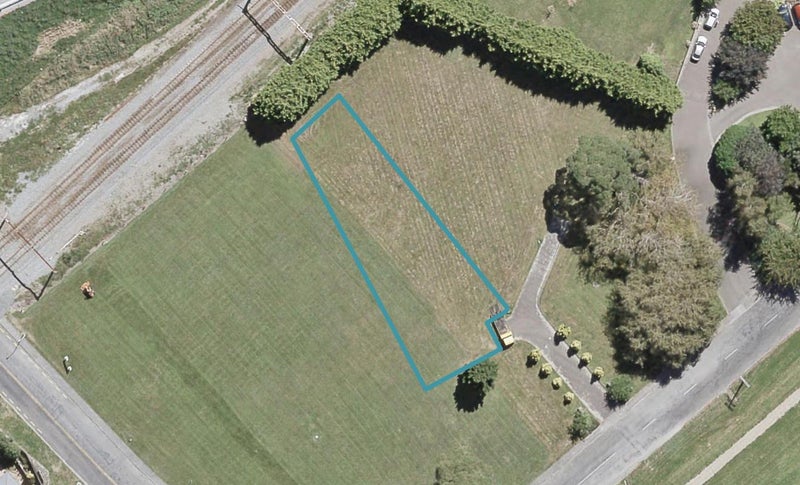 6 Manor Park Road, Manor Park, Lower Hutt - Carousel 1
