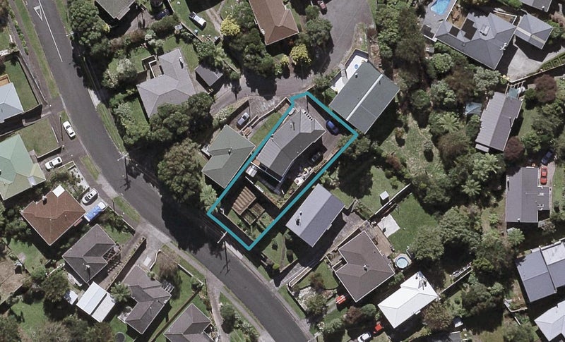 9 Pembroke Street, Westown, New Plymouth - Carousel 1
