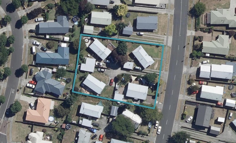 46A Lloyd Drive, Nawton, Hamilton - Carousel 1