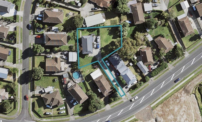 207 Mahia Road, Wattle Downs, Auckland - Carousel 1