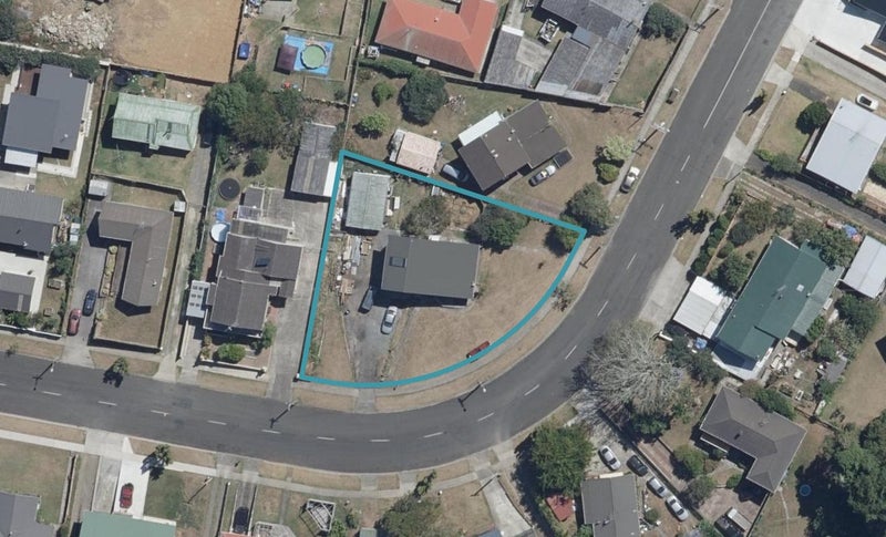 21 Cowley Drive, Temple View, Hamilton - Carousel 1