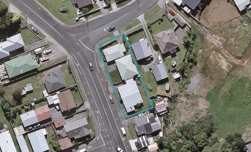 24C Omata Road, Marfell, New Plymouth - Carousel 1