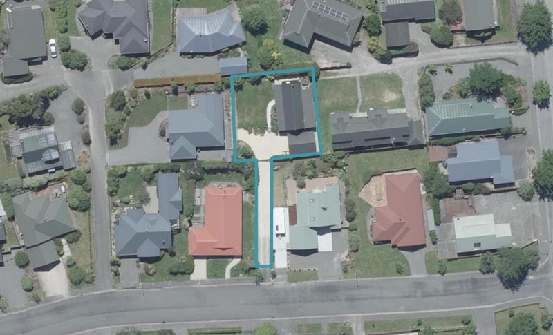 8 Saint James Avenue, HANMER SPRINGS, Hanmer Springs - Carousel 1