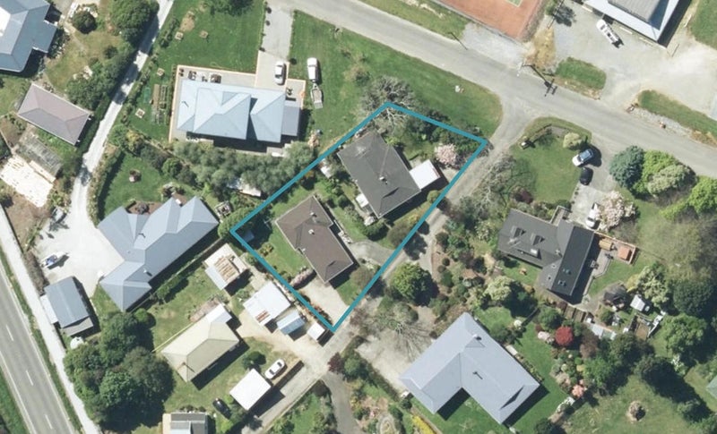 10A Park Avenue, Takaka, Takaka - Carousel 1