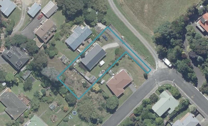 5 Tewsley Street, Sawyers Bay, Port Chalmers - Carousel 1