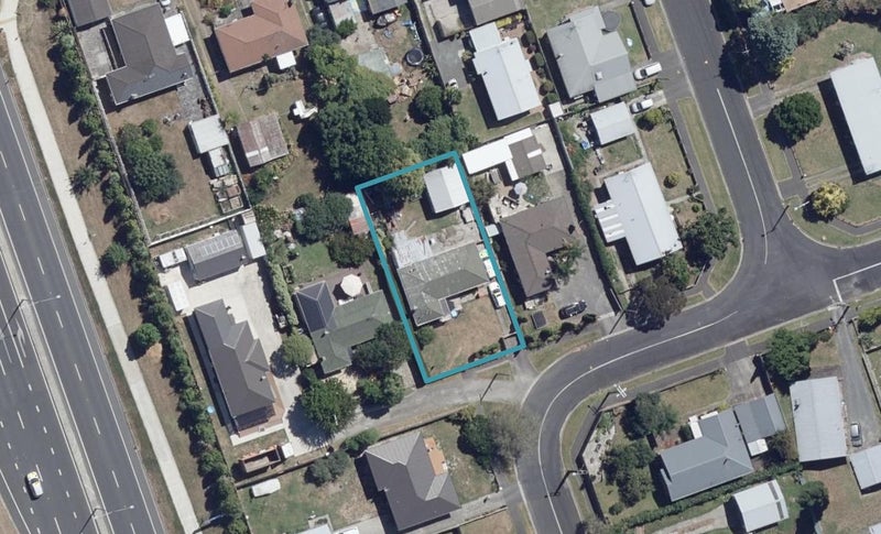 1 Hendon Road, Fairview Downs, Hamilton - Carousel 1